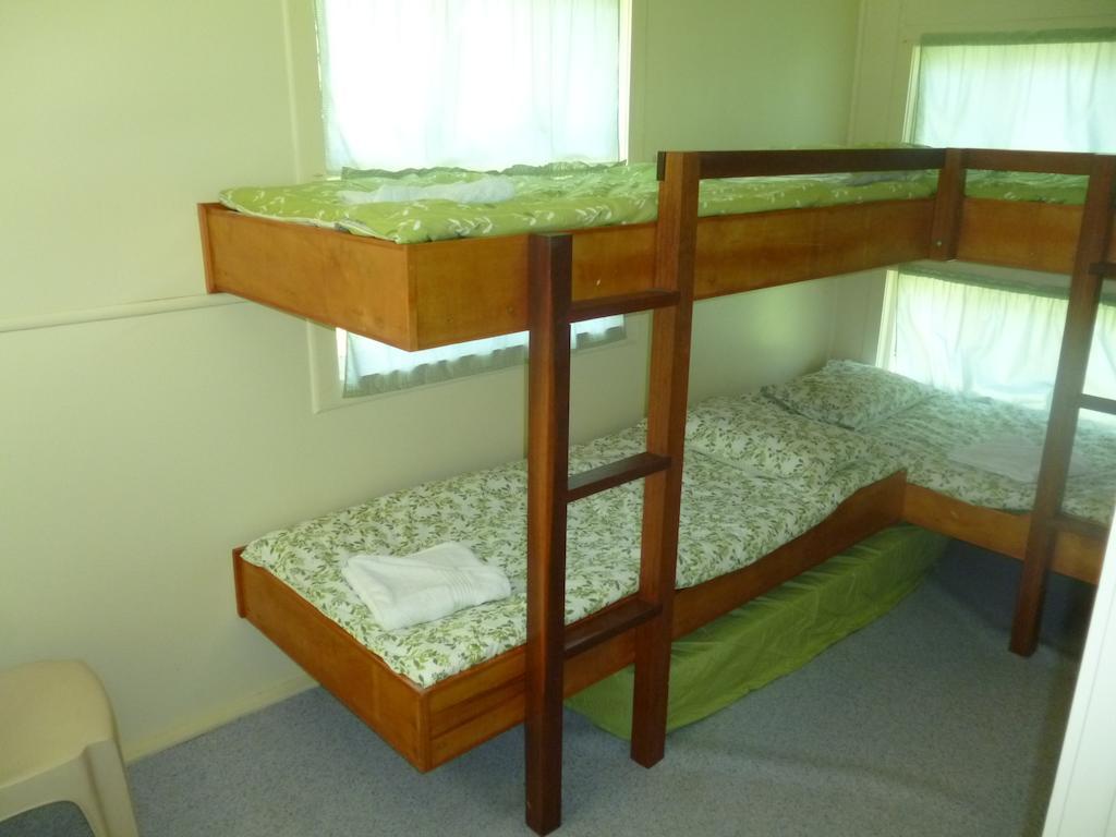 Christmas Creek Cafe & Cabins Lamington Room photo